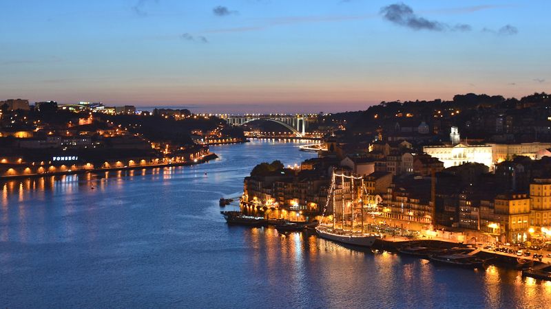 Porto and the Douro Valley (port-to-port cruise)