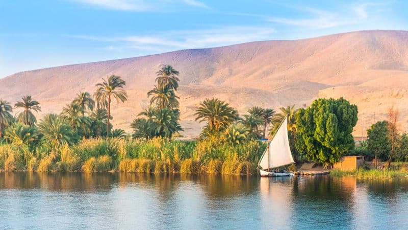 Cruise on the Nile: The Land of the Pharaohs (port-to-port cruise)
