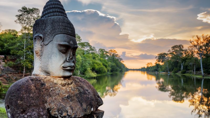 From the Temples of Angkor to the Mekong Delta & Hanoi and Halong Bay (port-to-port cruise)