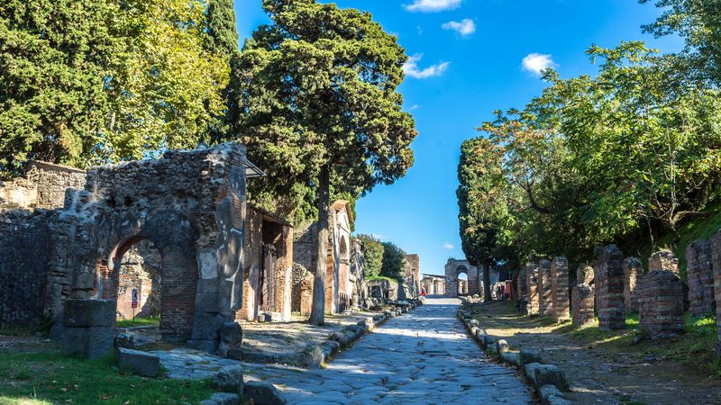 The Best Spots in Sicily and Southern Italy (port-to-port cruise)