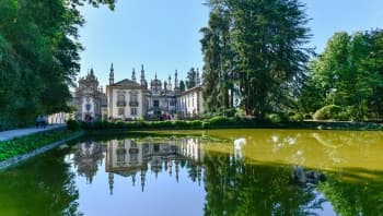 Family Club - From Portugal to Spain: Porto, the Douro Valley (Portugal) and Salamanca (Spain) (port-to-port cruise)