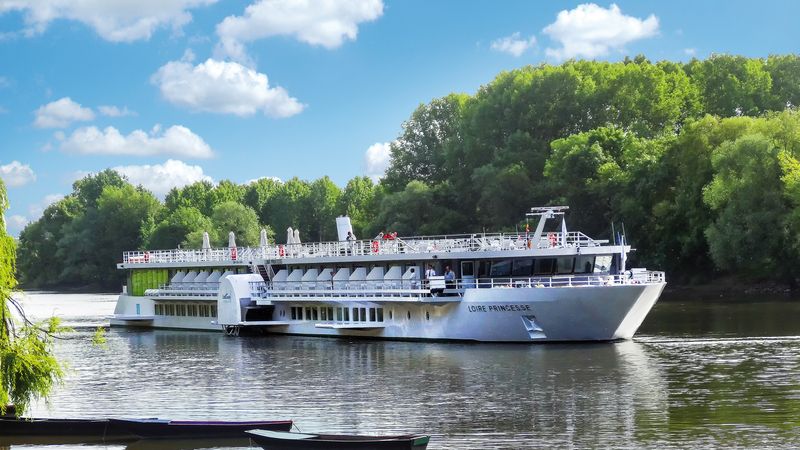 The Loire Valley, a Royal legacy (port-to-port cruise)