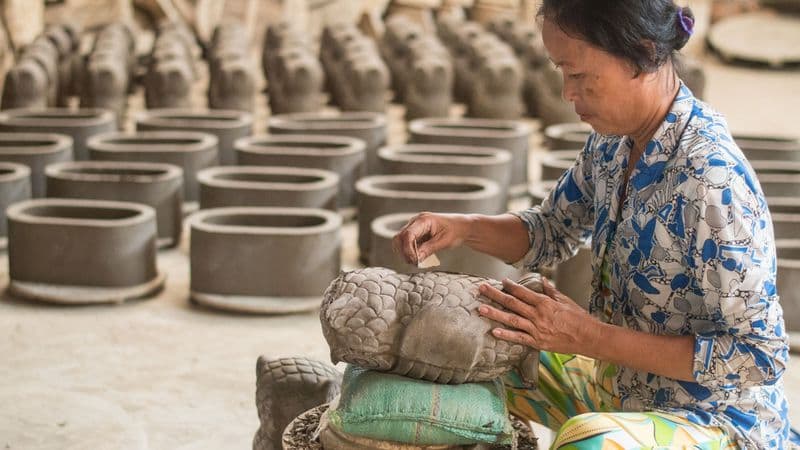 From the Temples of Angkor to the Mekong Delta & The Imperial Cities (port-to-port cruise)
