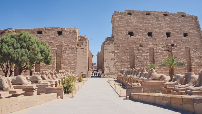 Cruise on the Nile: The Land of the Pharaohs (port-to-port cruise)