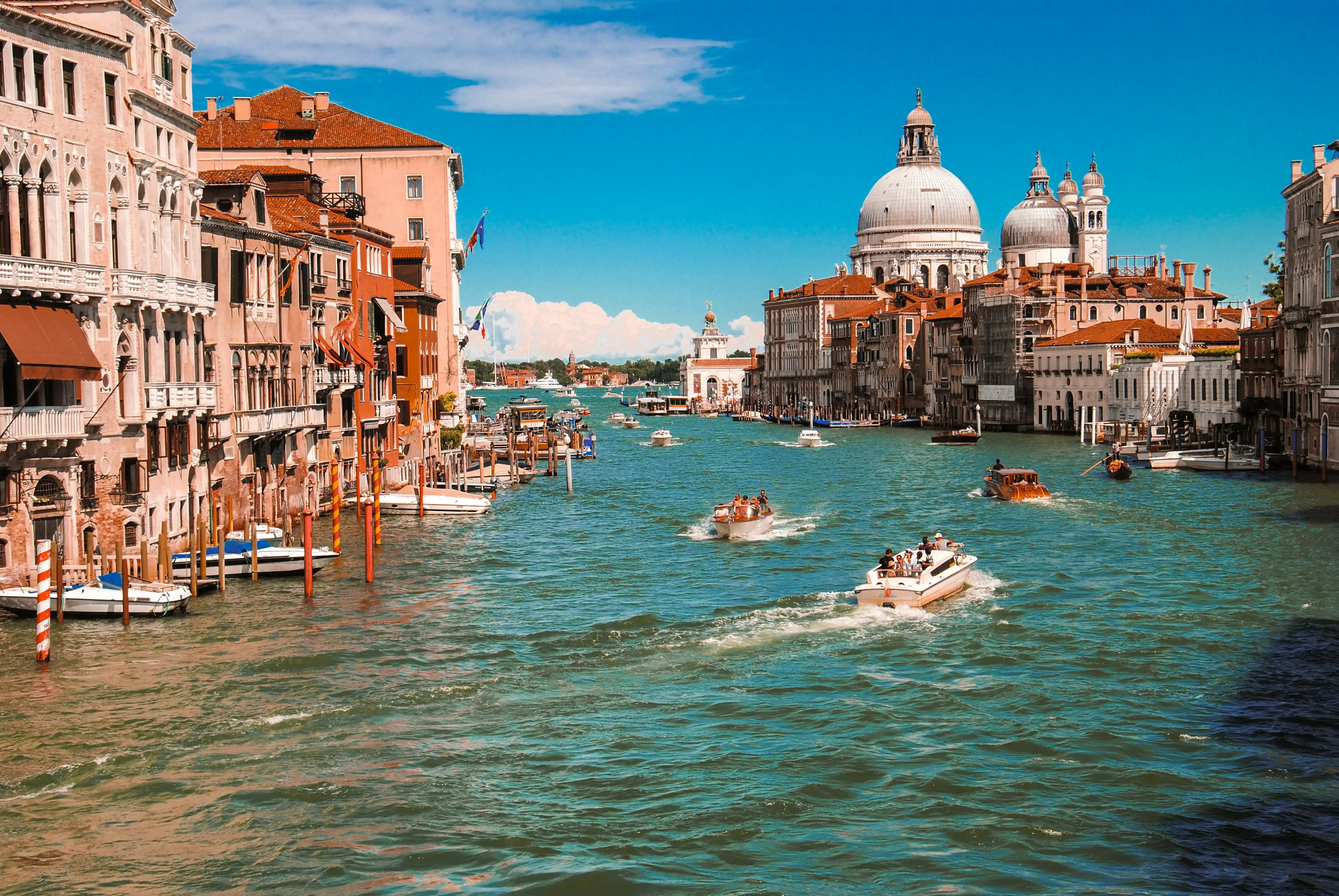 Venice, Italy by Dan Novac